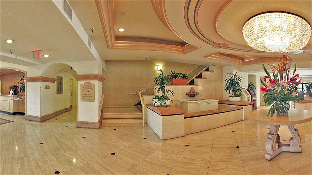 Doubletree By Hilton San Pedro Hotel